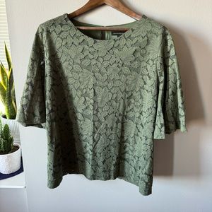 Banana Republic lace flutter sleeve top, olive, size XL